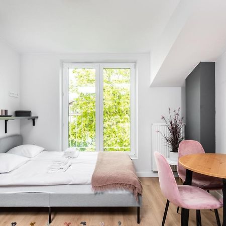 Smart Apartments - Old Town & Main Train Station - By Upstairs Krakow Ngoại thất bức ảnh