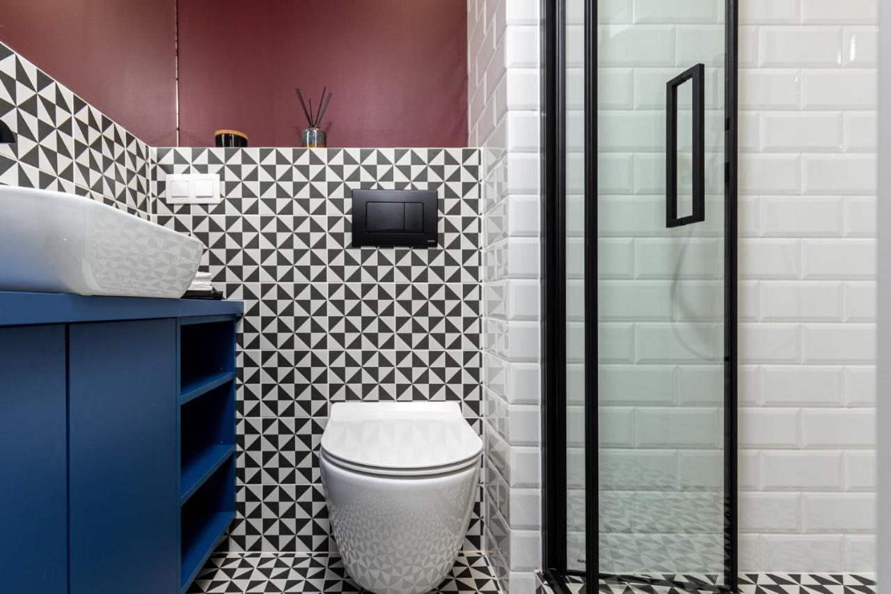 Smart Apartments - Old Town & Main Train Station - By Upstairs Krakow Ngoại thất bức ảnh