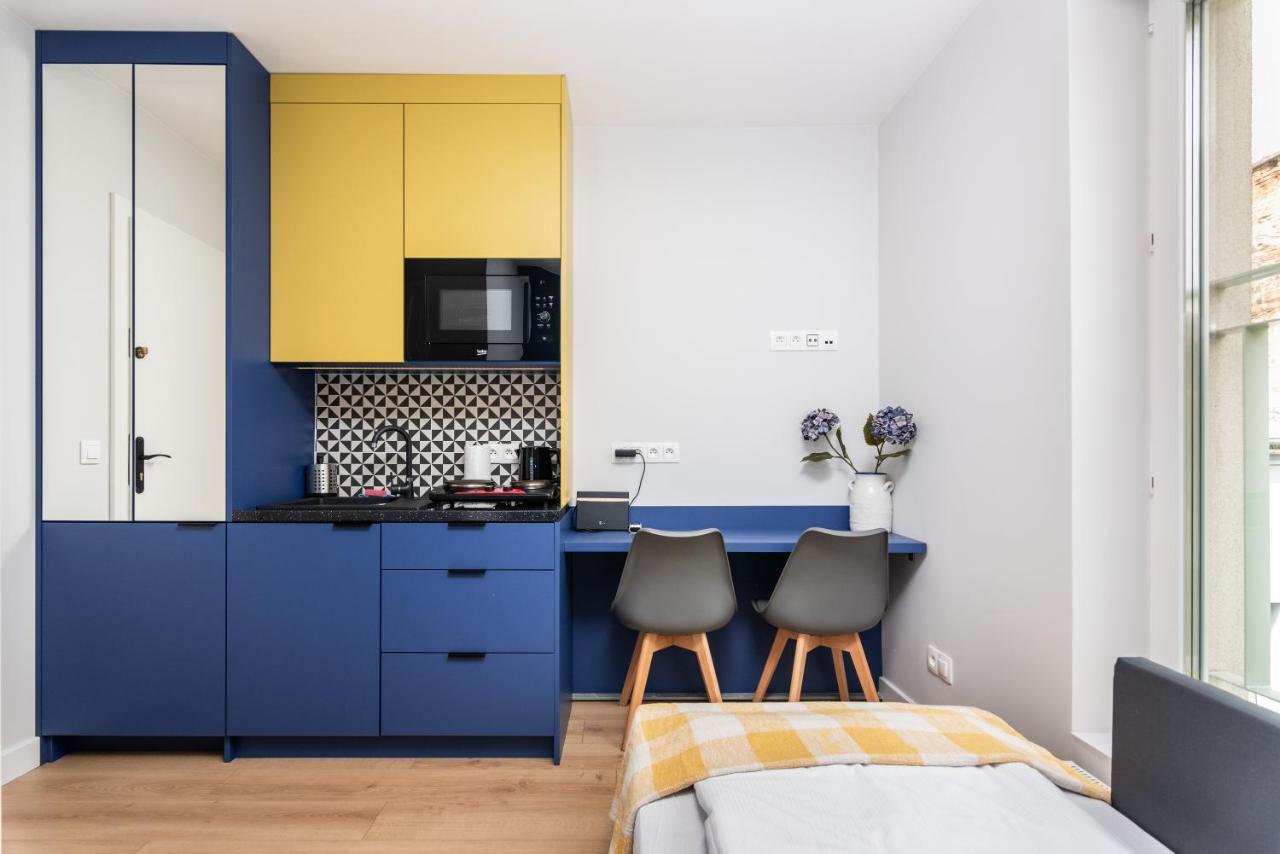 Smart Apartments - Old Town & Main Train Station - By Upstairs Krakow Ngoại thất bức ảnh