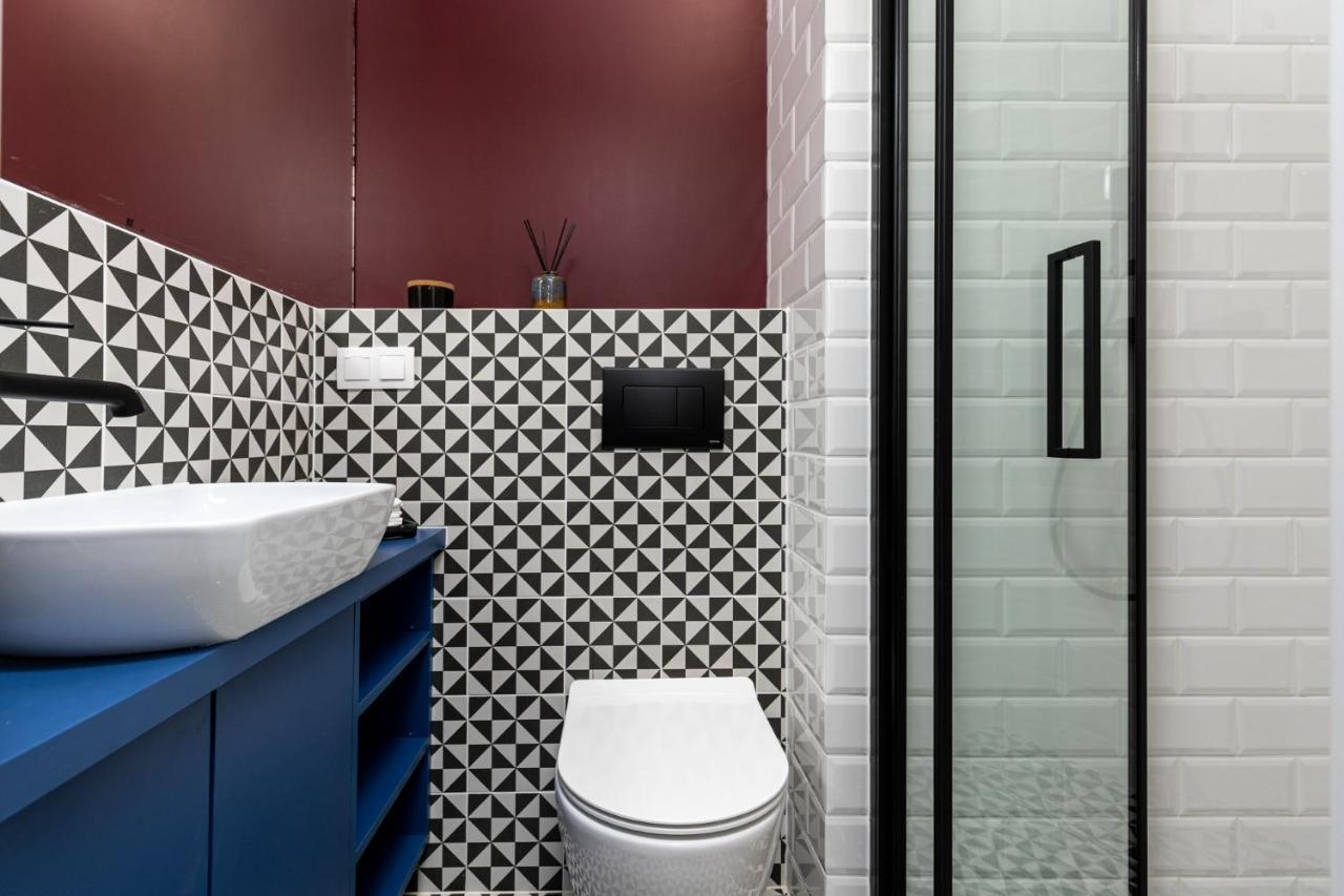 Smart Apartments - Old Town & Main Train Station - By Upstairs Krakow Ngoại thất bức ảnh